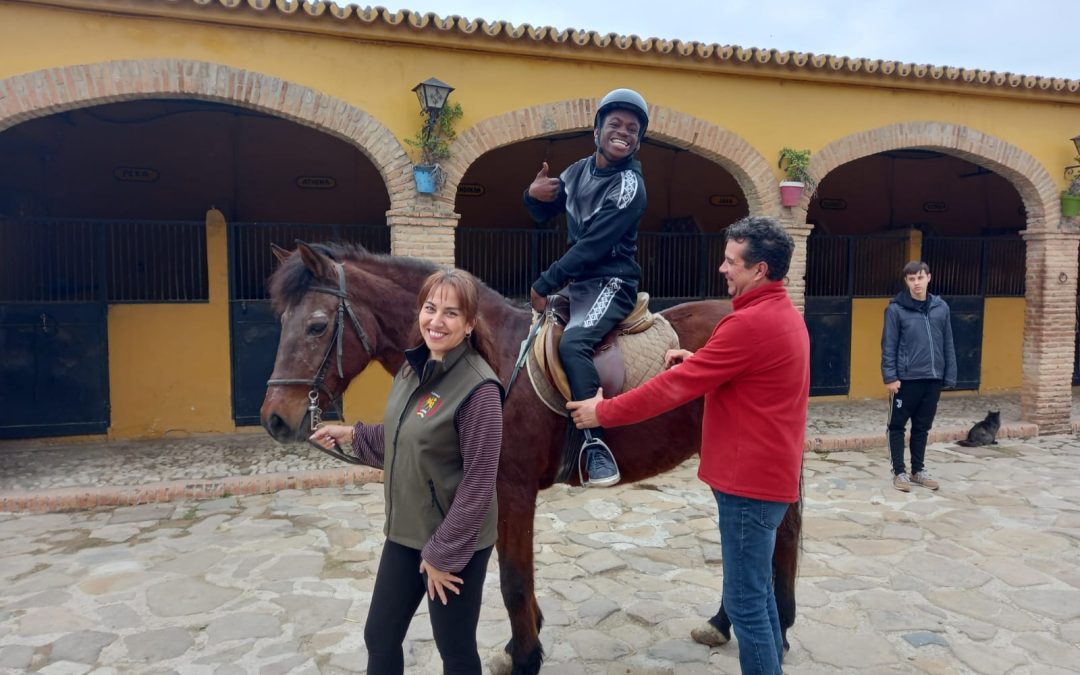 Equinoterapia con el alumnado del AEEE-1